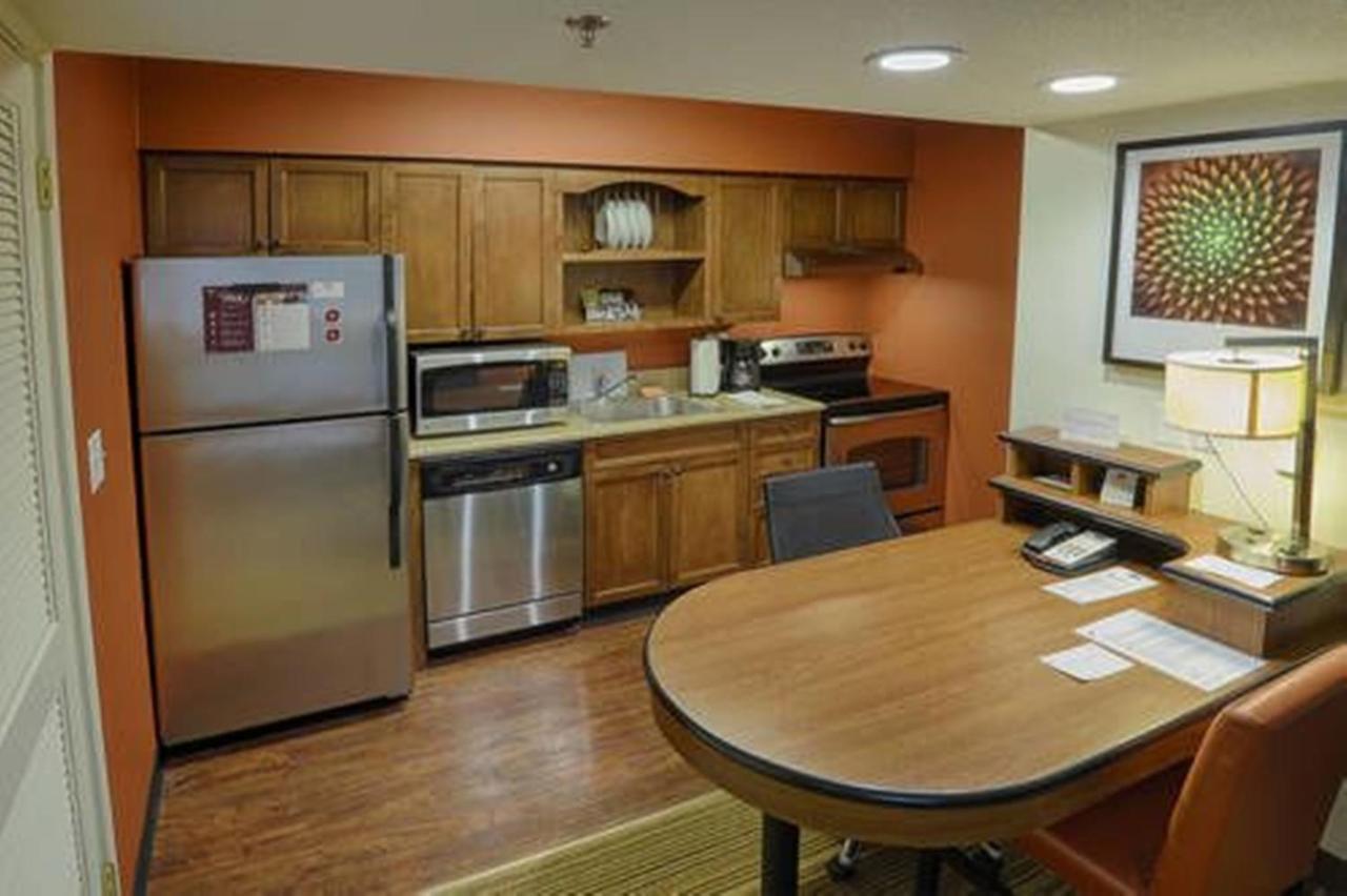 Albany Airport Inn And Suites لاثام المظهر الخارجي الصورة