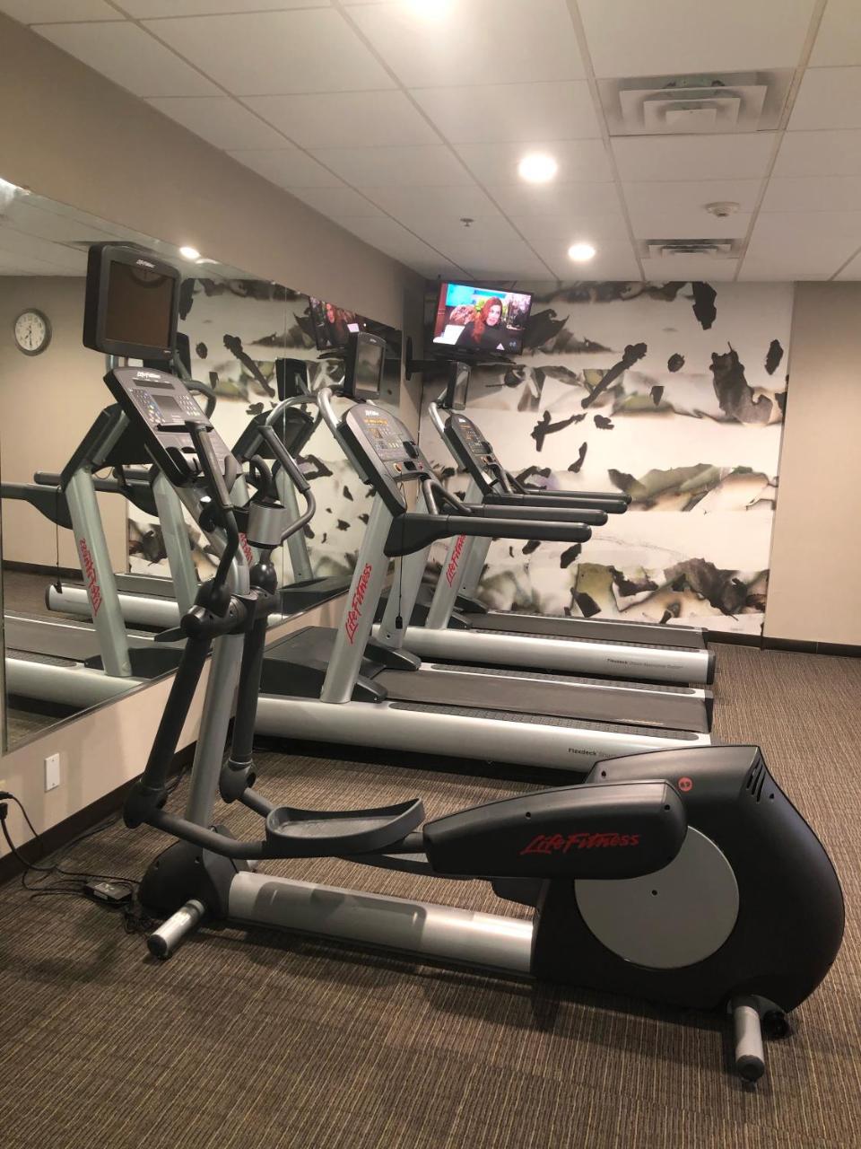 Albany Airport Inn And Suites لاثام المظهر الخارجي الصورة